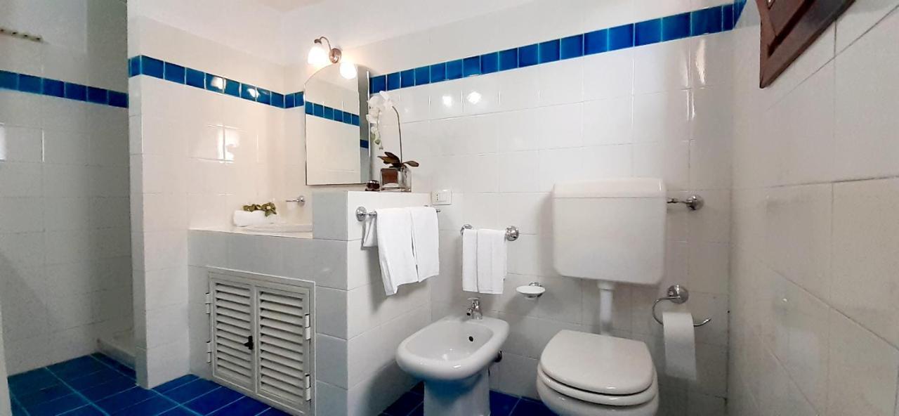 Stazzo San Teodoro L'Olivastro Piscina Condivisa Apartment Exterior photo